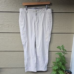 Eddie Bauer Slightly Curvy Crop Carter Pants Khaki 12